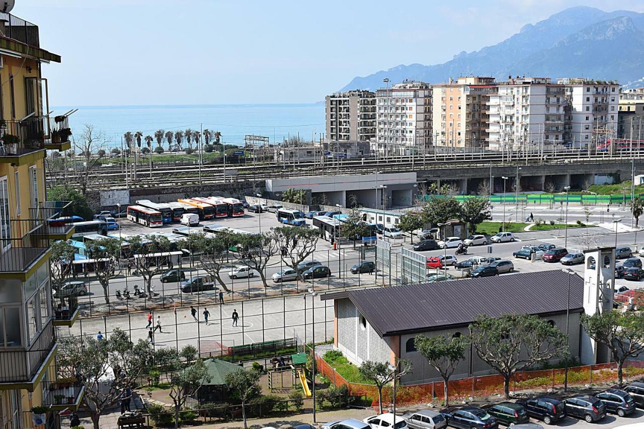 City Hub Hotel Salerno Exterior photo